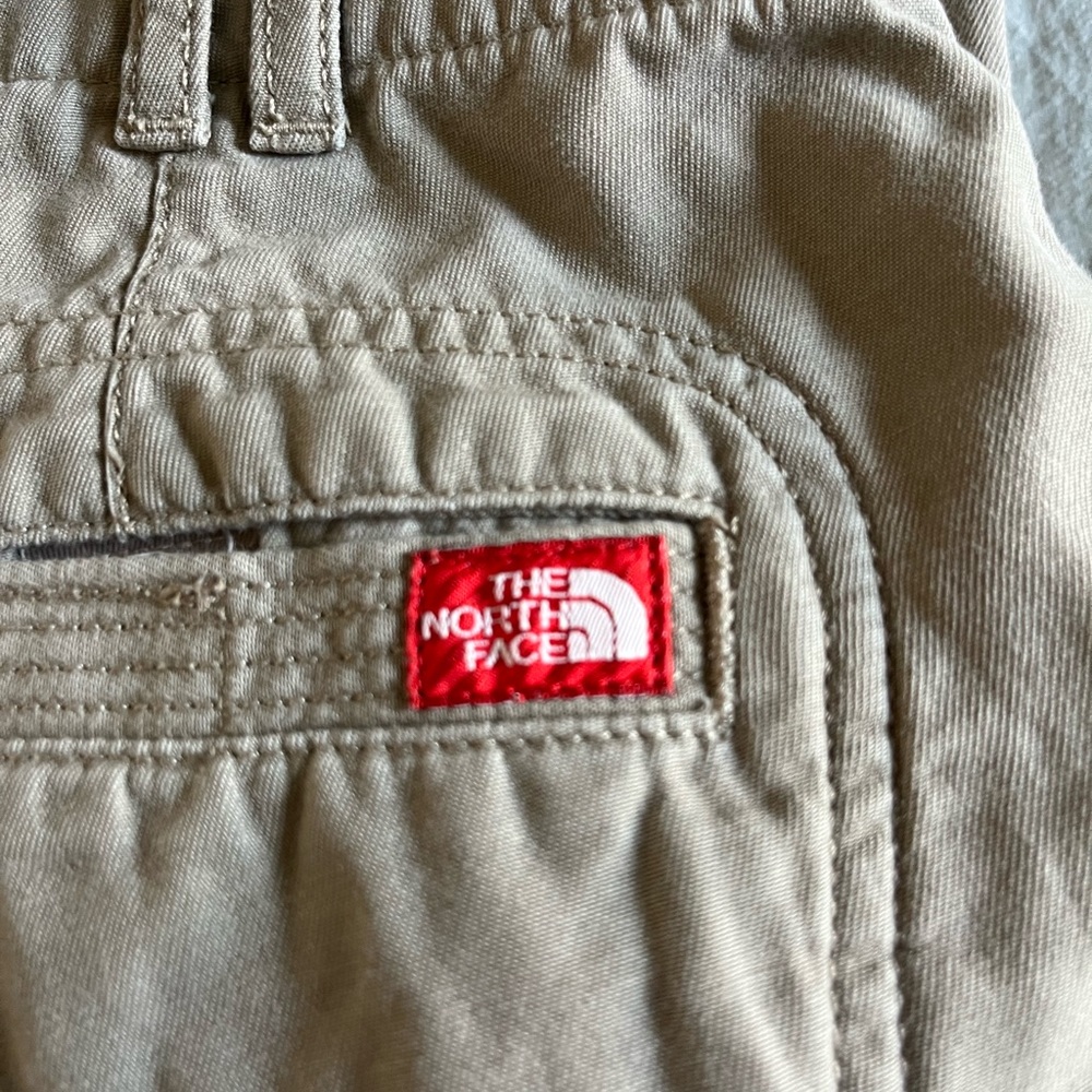 Vintage 90’s The North Face women’s cargo pants convertible to capris - EUC